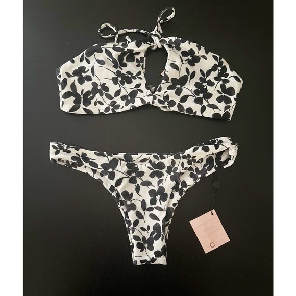 Skatie two piece bikini greenwich black and white floral